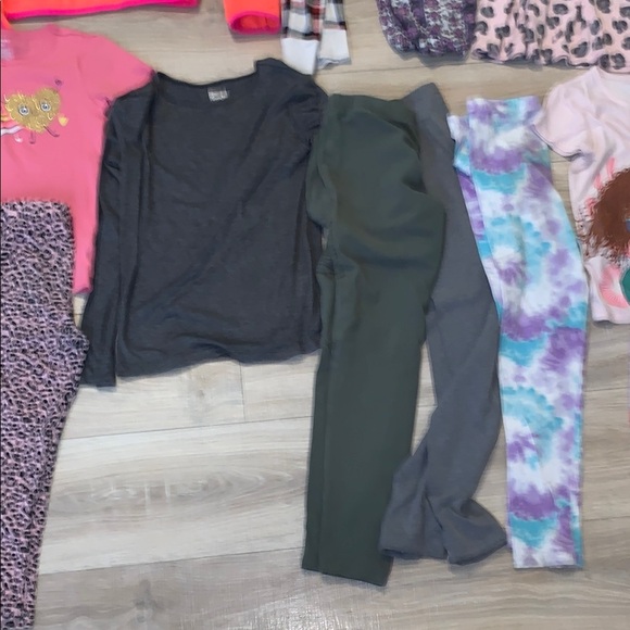 Girls 10/12 15 piece clothing bundle - Picture 5 of 9